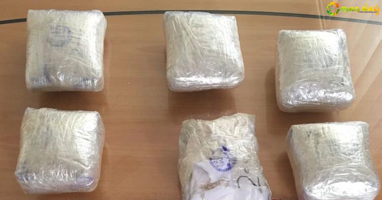 Two citizens arrested for possession of heroin worth OMR300k