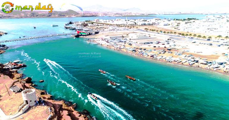 Oman LNG bags top position in traditional boat race