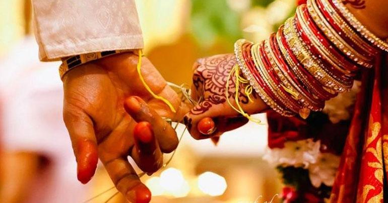 Indian village bans ’love marriages’